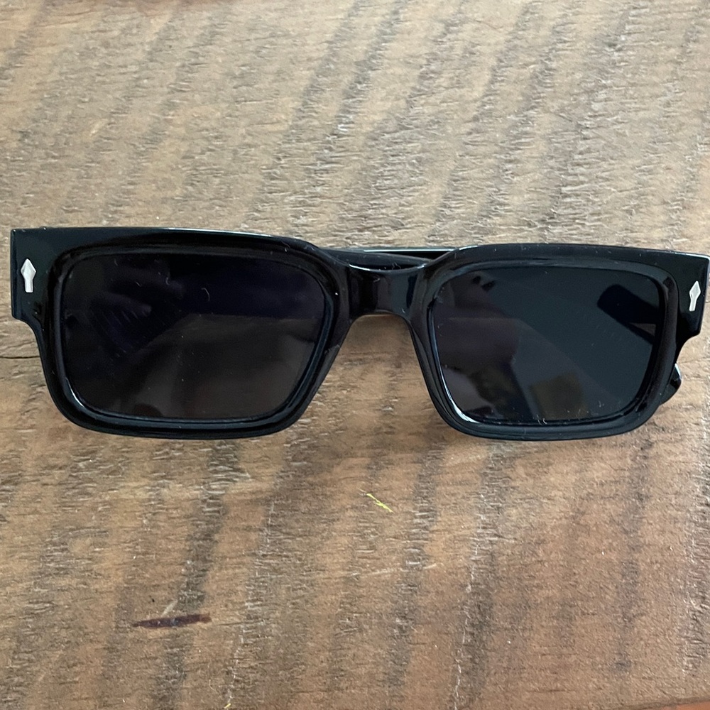 Black Rectangular Sunglasses